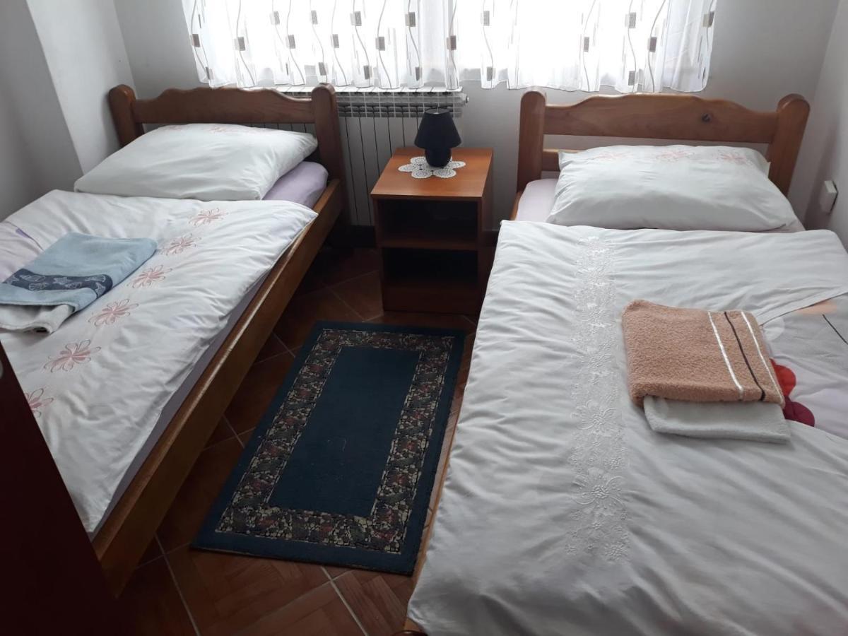 Kuca Za Odmor Mazuran Villa Karlovac Exterior foto